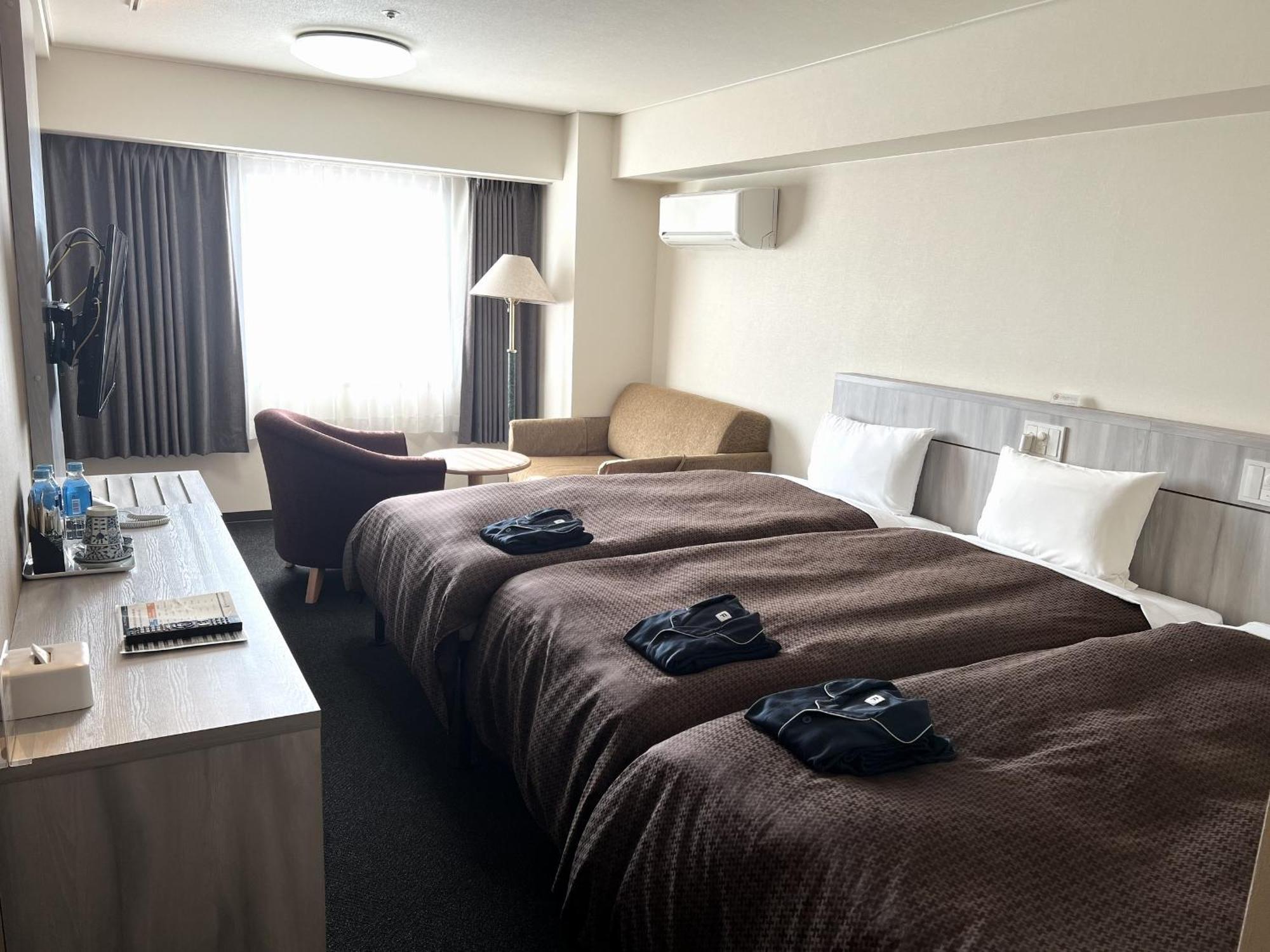 Sunwest Hotel Sasebo Exteriör bild