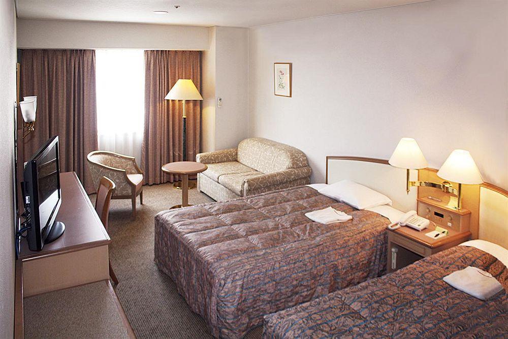 Sunwest Hotel Sasebo Exteriör bild